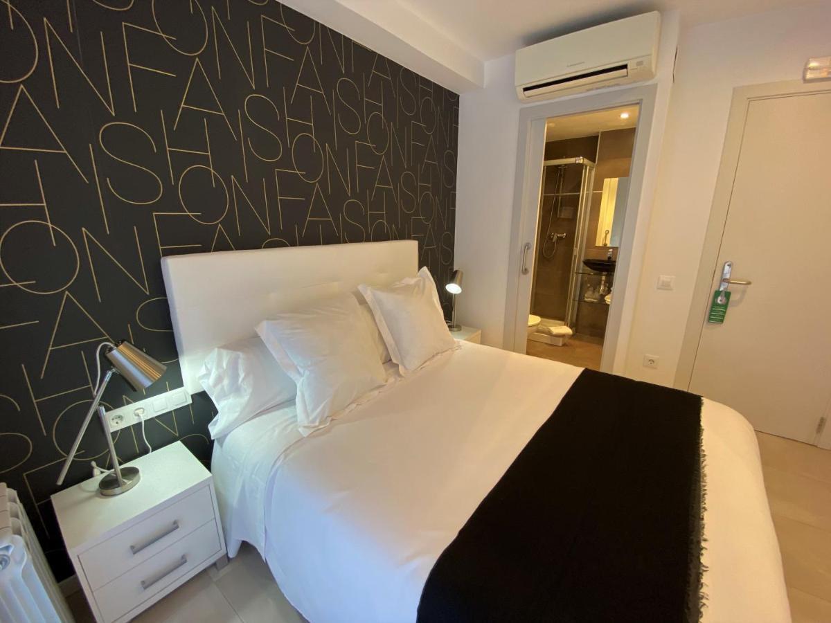 Hostal Somnis Suria Zewnętrze zdjęcie