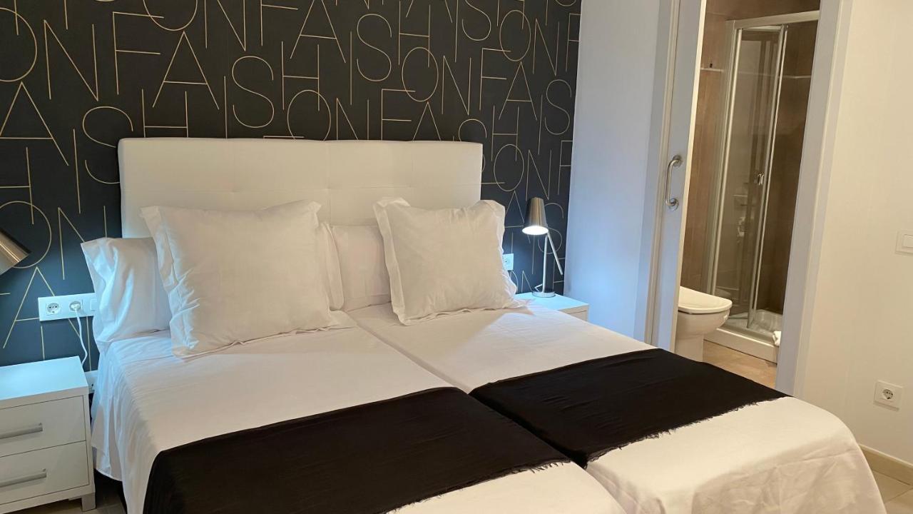 Hostal Somnis Suria Zewnętrze zdjęcie